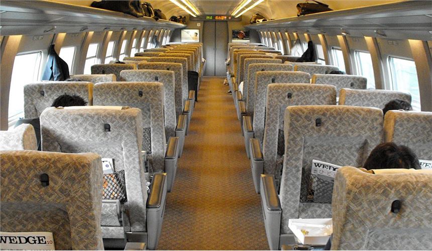 Tohoku Shinkansen : Tokyo - Aomori