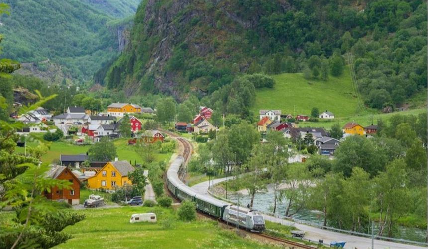 Myrdal to Flam or Vice Versa